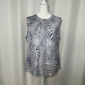 Liz Claiborne Women’s Large Sleeveless Shirt Blue White Print Lightweight